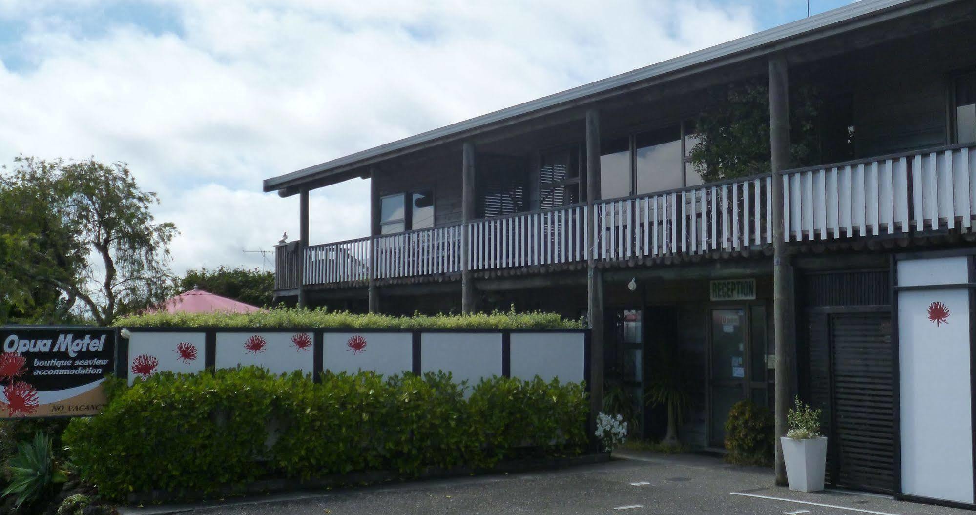 Opua Boutique Seaview Motel Exterior foto