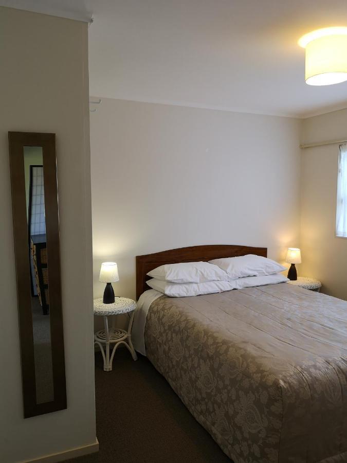 Opua Boutique Seaview Motel Exterior foto